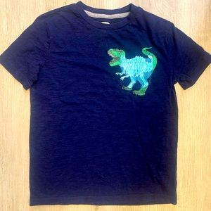 Old Navy boys sz M (8) t-shirt with x-ray dinosaur